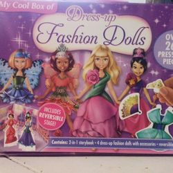 My Cool Box Of Dress Up Fashion Dolls 