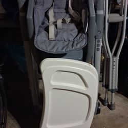 Graco Adjustable High Chair With Table
