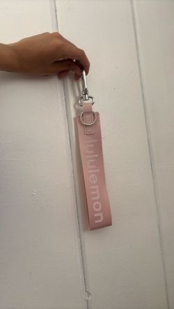 lululemon keychain