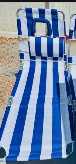 Tanning/ lounge beach  chair foldable