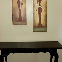 Pictures And Sofa Table