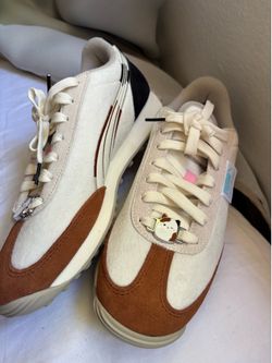 8.5 woman shoes!