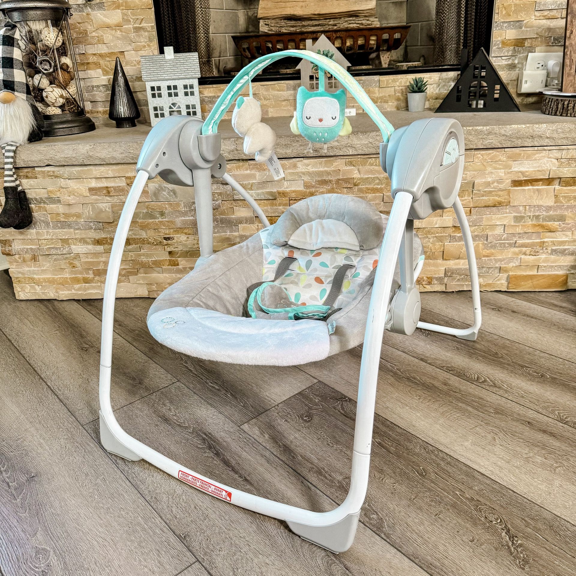 Ingenuity Comfort 2 Go Compact Portable 6-Speed Baby Swing w/ Music, 0-9 Months 6-20 lbs (Fanciful Forest) 