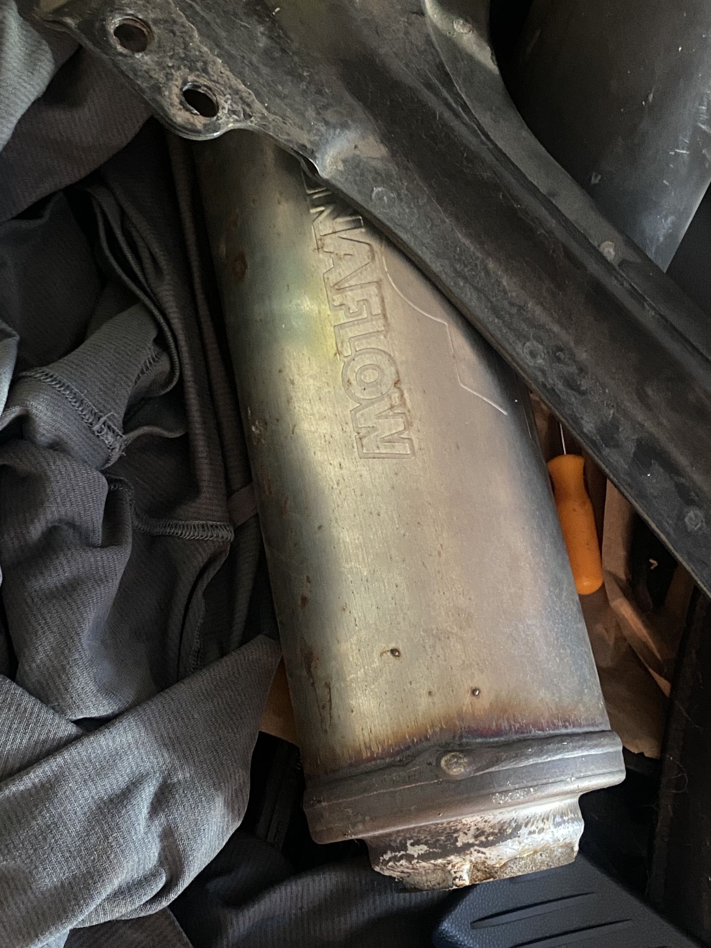 MagnaFlow Resonator and Spectre resonated Exhaust tip