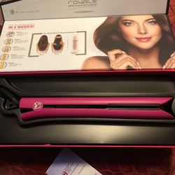 ROYALE hair Straightener Brand New Pure Ceramic Plates