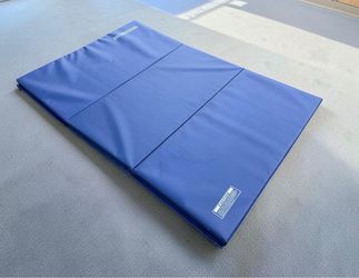 The Beam Store Folding 3-Panel Gymnastics Tumbling Crash Mat! Each Retails $274.99 Panel 2ft x 4ft and 2in thick  Total Mat 6ft x 4ft