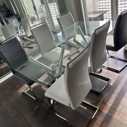Dinning Table
