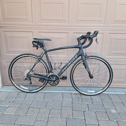 SPECIALIZED ROUBAIX 56 CM CARBON ROAD BIKE LIKE NEW( CHECK MY OTHER BIKES)