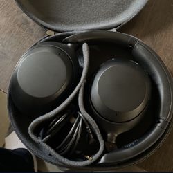 Sony Headphones WH-B910N Extra Bass (Or Your Best Offer) 