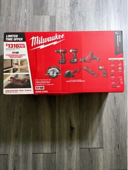 Milwaukee M-18-7-Piece Tool Combo Kit.