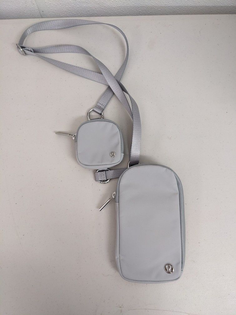 Lululemon Modular Phone Crossbody Bag Gray - Travel Purse w/Earbud Pouch
