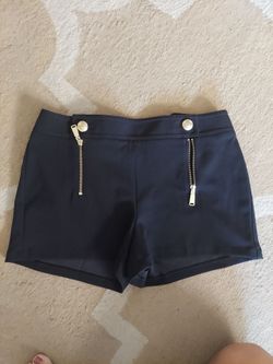 Woman's Shorts