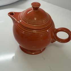 NEW Large Fiesta Teapot 44 Oz -persimmon  Color 