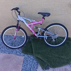 NEXT Power Climber 26" Women's Mountain Bike