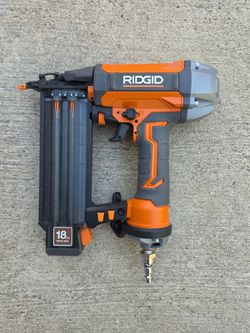 RIDGID Pneumatic 18 Gauge 2-1/8 in. Brad Nailer