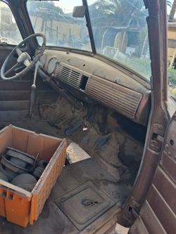 1951 Chevrolet 3100 short bed