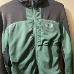 Men’s Large North Face TKA Stretch Top 
