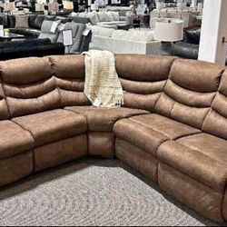 OM• $38 Initial • Brand New//Partymate Sectional 