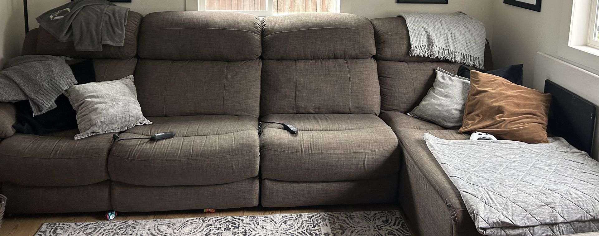 Sectional Couch Recliner Brown/grey