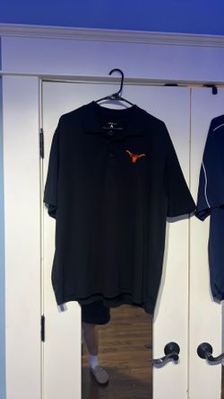 Black shirt with longhorns logo
