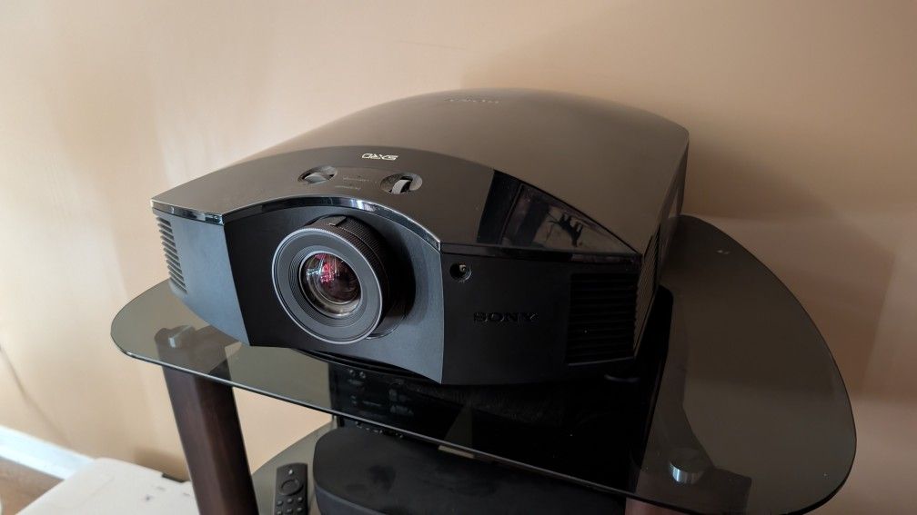 Sony VPL-HW40ES SXRD 1080p Projector