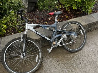 Bike For Sale Schwinn In Like New Conditions Stickers Still On It