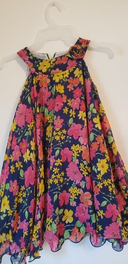 Girl Dresses Size 6/7