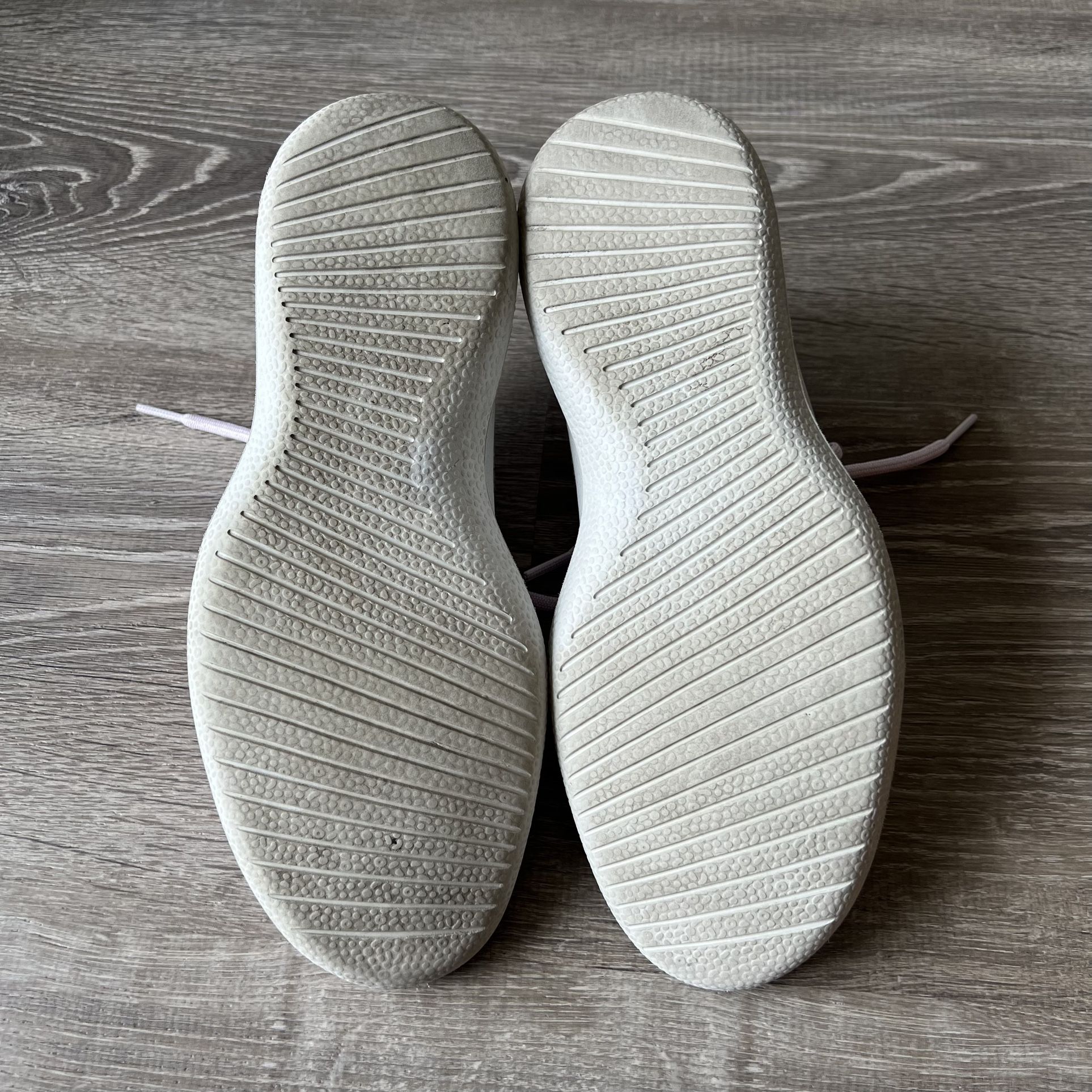 Allbirds Womens Tree Runner Lilac Sneakers Size