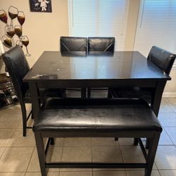 Dining table 