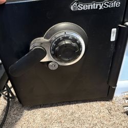 Sentry Safe Fire / Water Proof