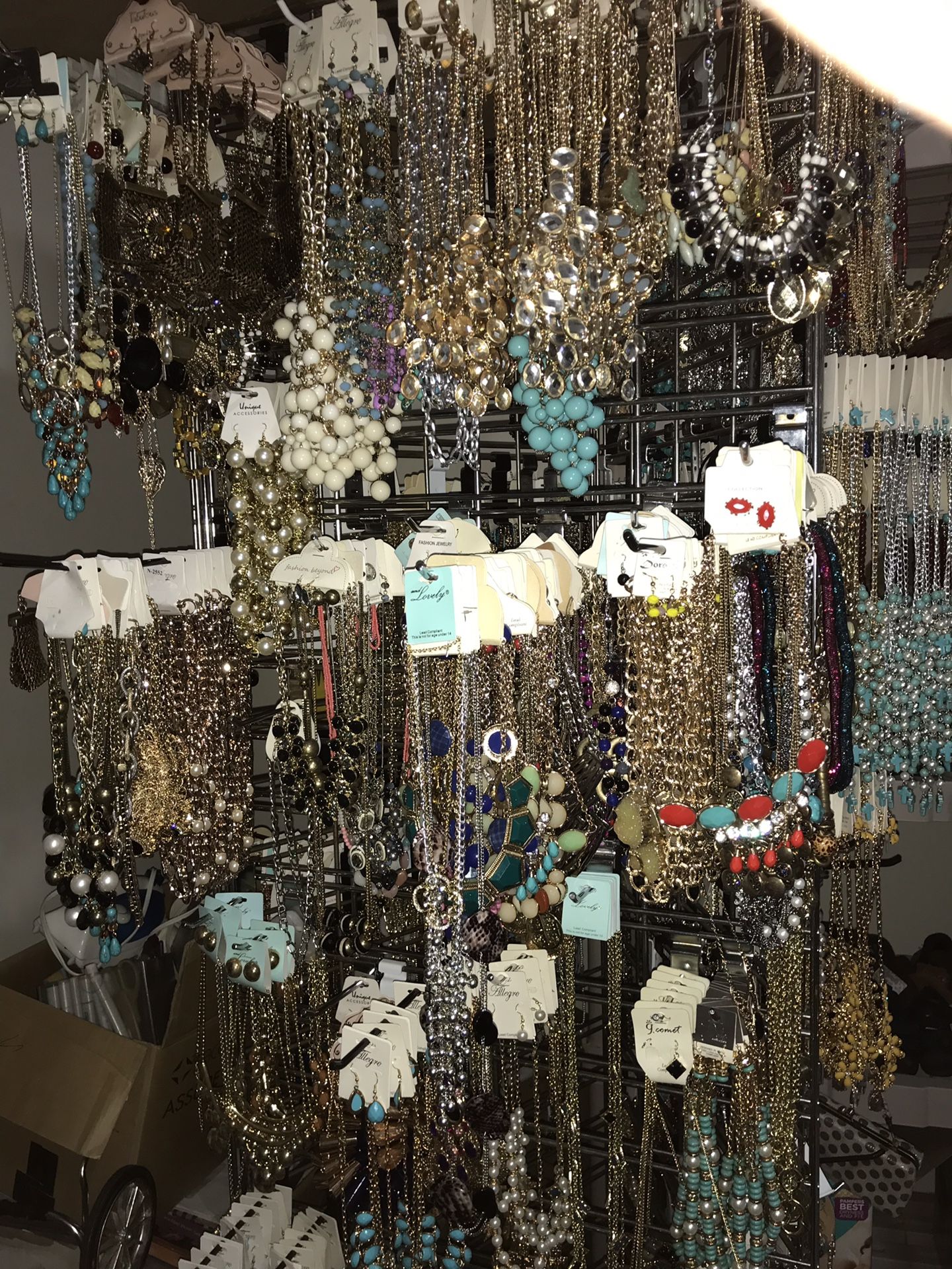 New Lot Of 45 Mix Fashion Jewelry Necklaces, Earrings, Bracelets