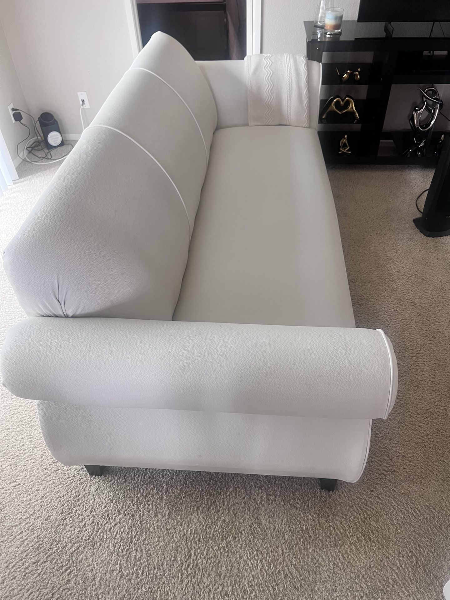 Living room furniture (three white sofas in excellent quality)