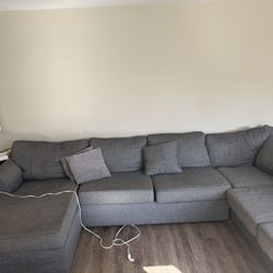 Sectional Couch 