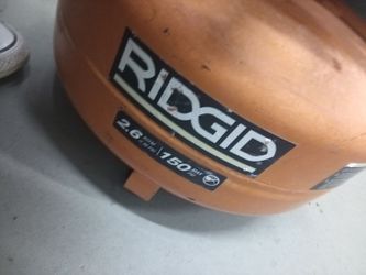 RIDGID 2.6 Gallon 150 PSI Air Compressor