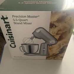 Brand New Cuisineart 5.5 Quart Stand Mixer
