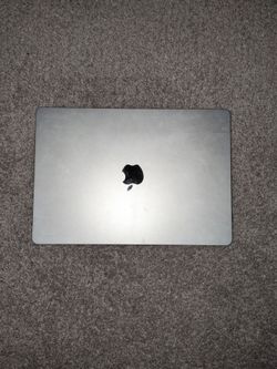 15.3 Inch M2 MacBook Air