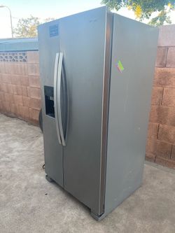 Whirlpool 36" Stainless Steel Side-by-Side Refrigerator