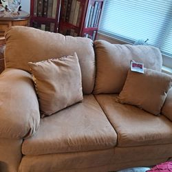 Sofa  Camel Sumptious Loveseat