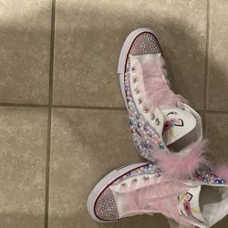 Converse Decorated In Unicorn  Women Size 6