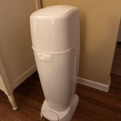 FREE — Diaper Genie Complete 