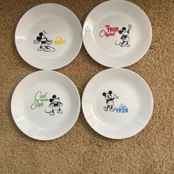 NEW!!  Corelle Disney Plates 8 Inch