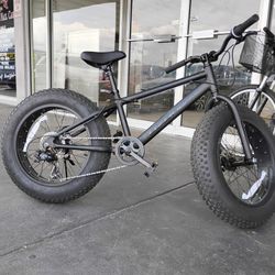 Ozone 500 Boys' Challenger Fat Tire 20" 7-Speed Bike