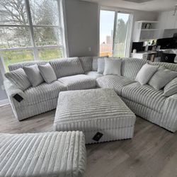 STUPENDOUS ALLOY 3 PIECE SECTIONAL