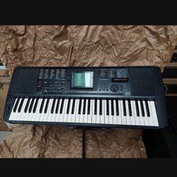 Yamaha PSR 530