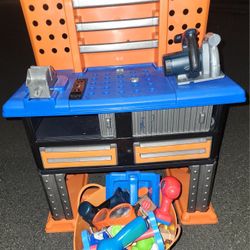 Kids TOOL Bench With Lots Of Tools 