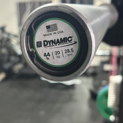 Dynamic Fitness and Strength Barbell