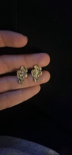 Gold nugget earrings