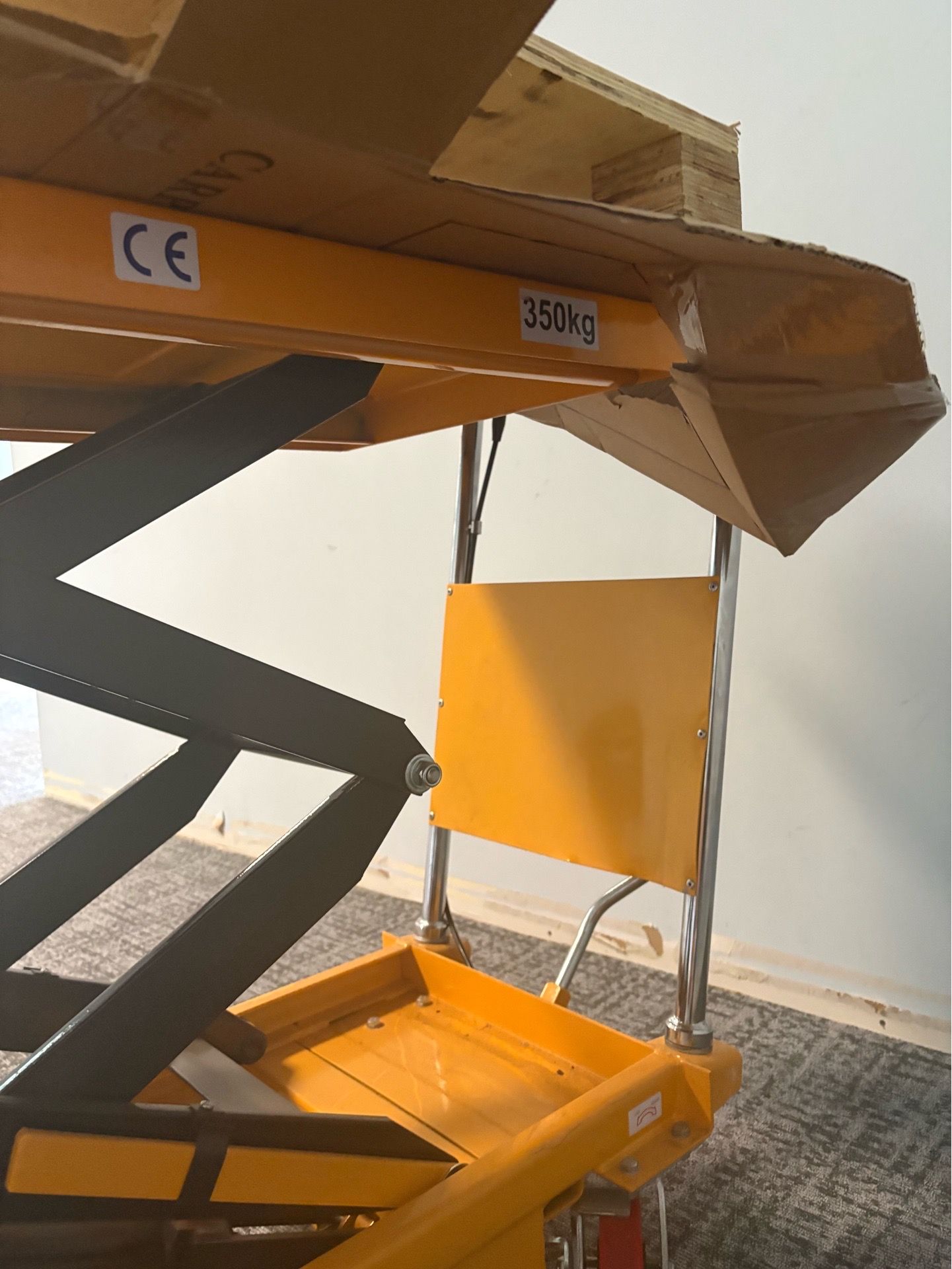 Used Lift Tables available at Romeoville
