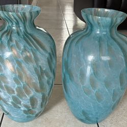 Two Beautiful Vase