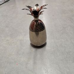 Metal Pinapple Tumbler